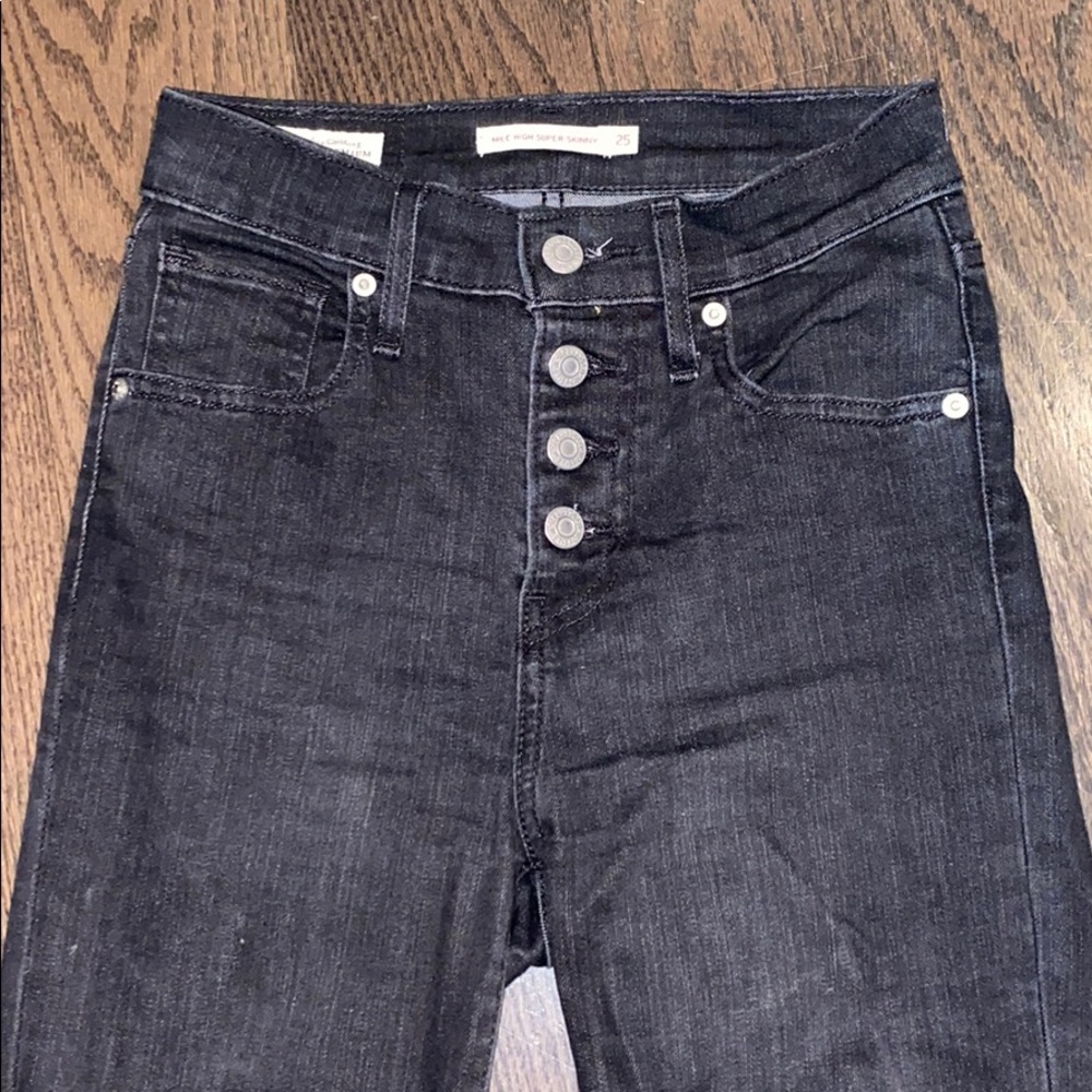High rise Levi’s